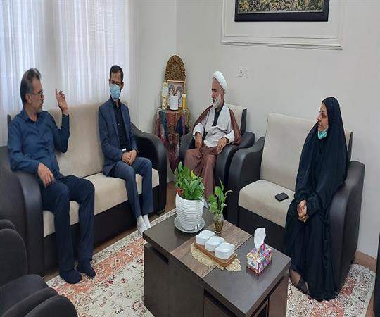 دیدار با خانواده شهدا